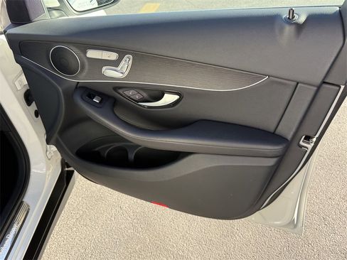 Certified 2022 Mercedes-Benz GLC 300 4MATIC image 30