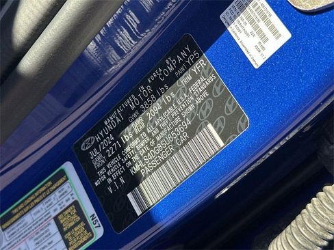 Used 2025 Hyundai Elantra SEL image 34