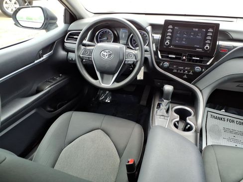 Used 2024 Toyota Camry LE FWD image 4