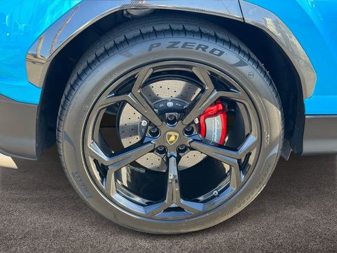 Used 2020 Lamborghini Urus Base image 8