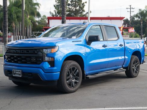 Used 2025 Chevrolet Silverado 1500 Custom image 15