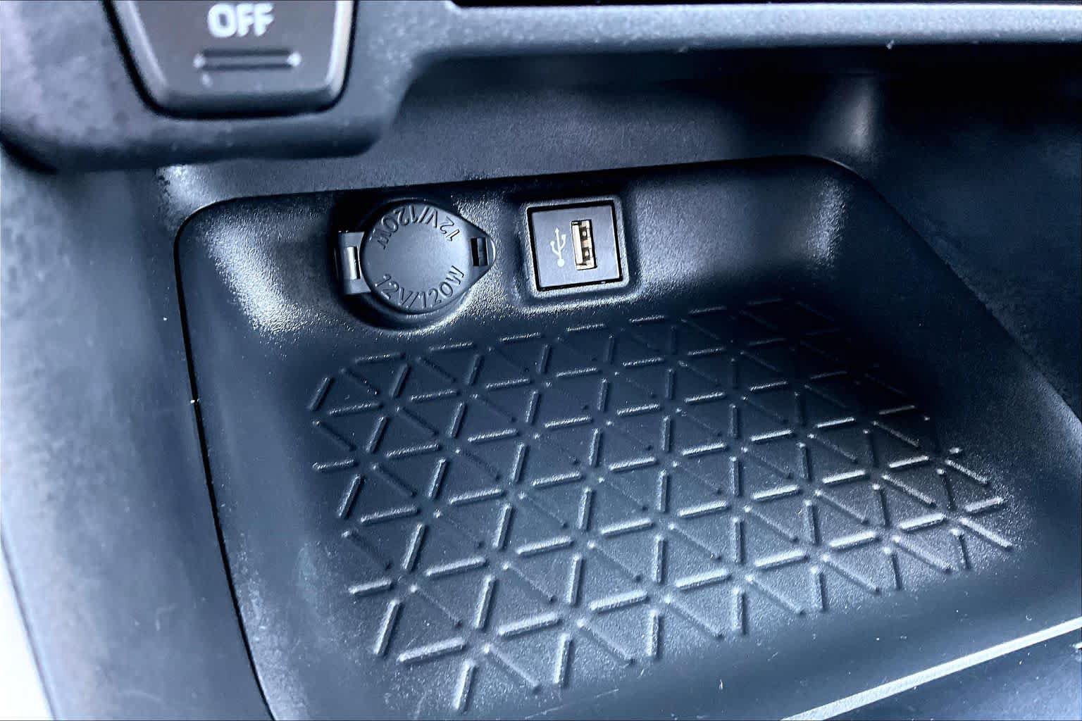 Certified 2024 Toyota RAV4 LE AWD/4WD image 34