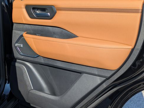 New 2026 Nissan Armada Platinum Reserve image 32