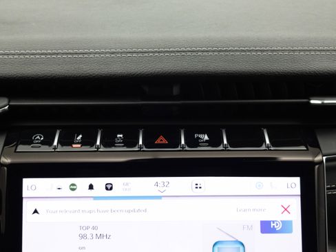 Used 2024 Jeep Grand Cherokee L Limited image 34