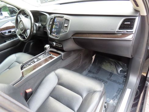 Used 2019 Volvo XC90 T6 Momentum w/ Advanced Package AWD/4WD image 19