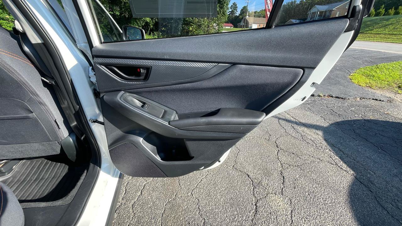 Used 2018 Subaru Crosstrek 2.0i Premium AWD/4WD image 23