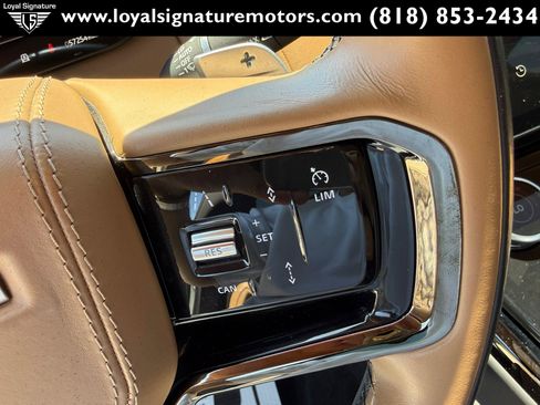 Used 2023 Land Rover Range Rover Sport SE Dynamic AWD/4WD image 30
