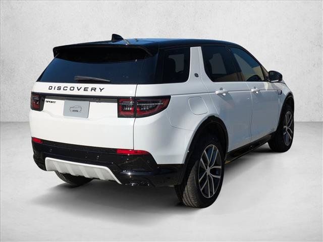 New 2026 Land Rover Discovery Sport Landmark AWD/4WD image 2
