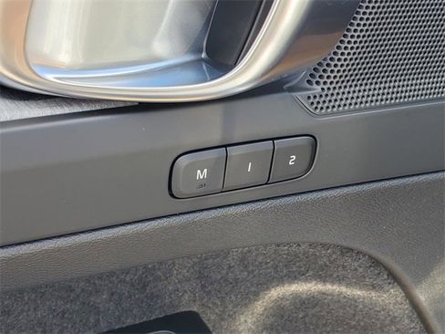 New 2026 Volvo XC40 B5 Plus w/ Protection Package Premier image 11