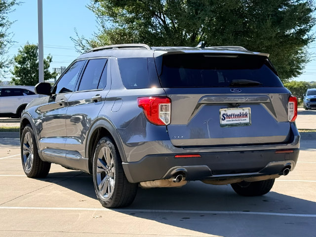Used 2021 Ford Explorer XLT w/ Equipment Group 202A RWD image 3