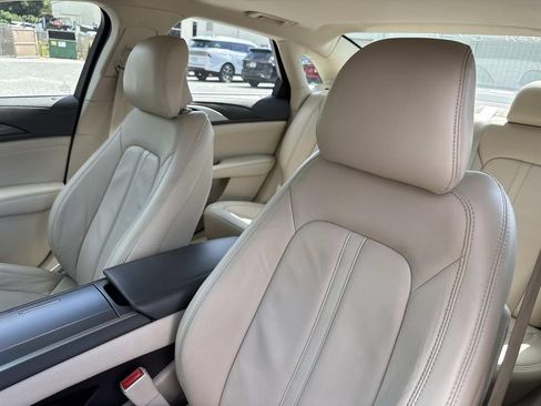 Used 2019 Lincoln MKZ Reserve w/ Reserve Plus Package AWD/4WD image 21