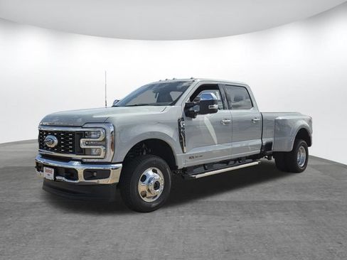 New 2026 Ford F350 Lariat w/ Lariat Premium Package AWD/4WD image 4