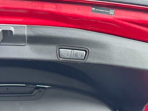 Used 2023 Alfa Romeo Stelvio Ti image 32