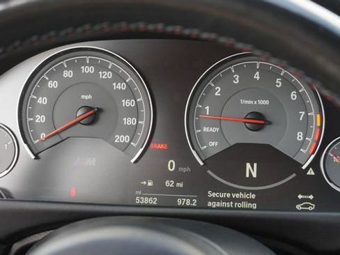 Used 2016 BMW M4 Coupe RWD image 25