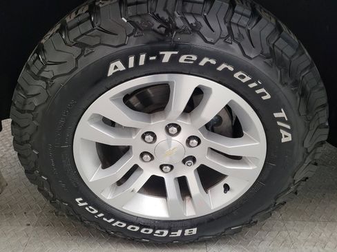 Used 2019 Chevrolet Silverado 1500 LT w/ All Star Edition RWD image 31