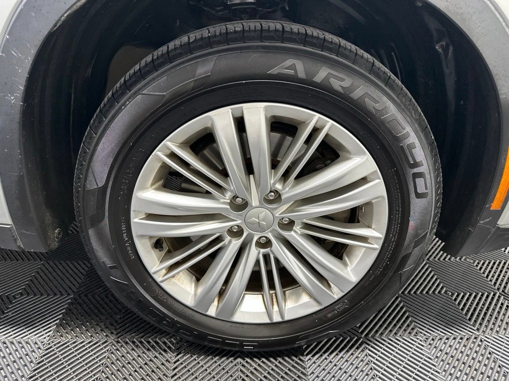 Used 2022 Mitsubishi Outlander ES AWD/4WD image 10