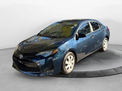 Used 2019 Toyota Corolla LE image 9