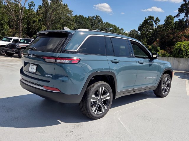 New 2027 Jeep Grand Cherokee Limited RWD image 9