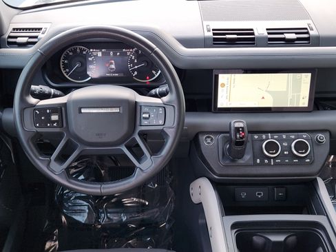 Certified 2023 Land Rover Defender 110 X-Dynamic SE image 24