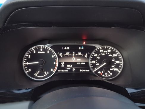 Used 2022 Nissan Pathfinder SL image 23