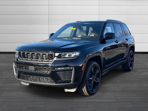 New 2026 Jeep Grand Cherokee Limited w/ Limited Altitude Package AWD/4WD image 8