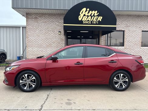 Used 2023 Nissan Sentra SV image 2