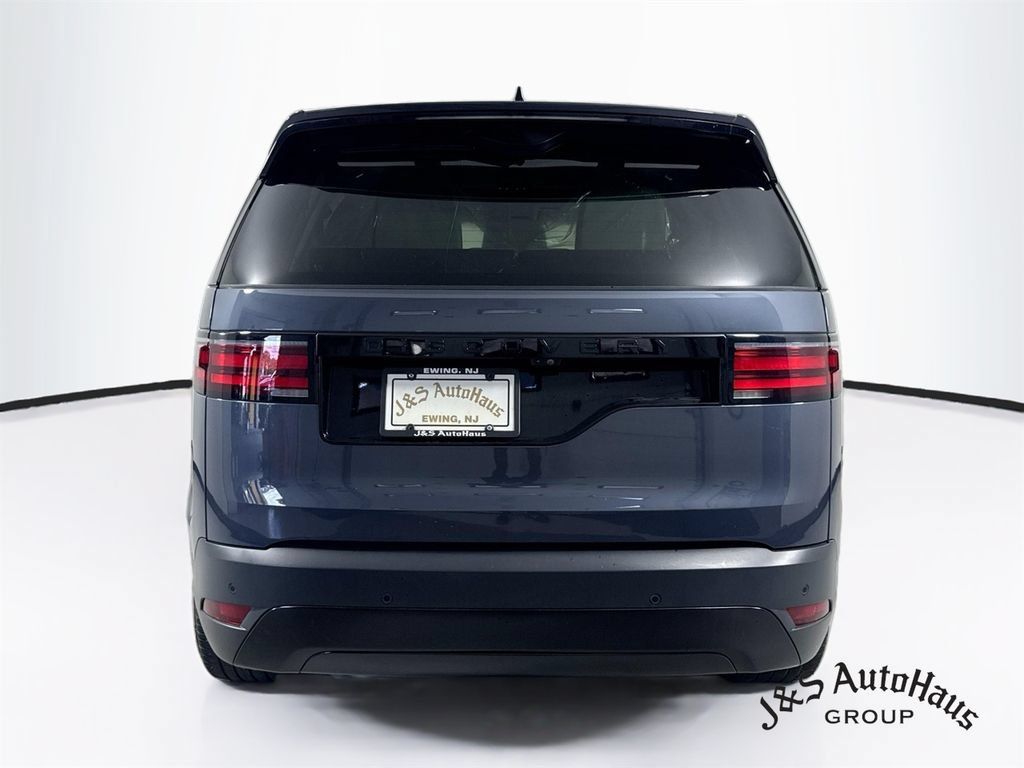 Used 2024 Land Rover Discovery S AWD/4WD image 6