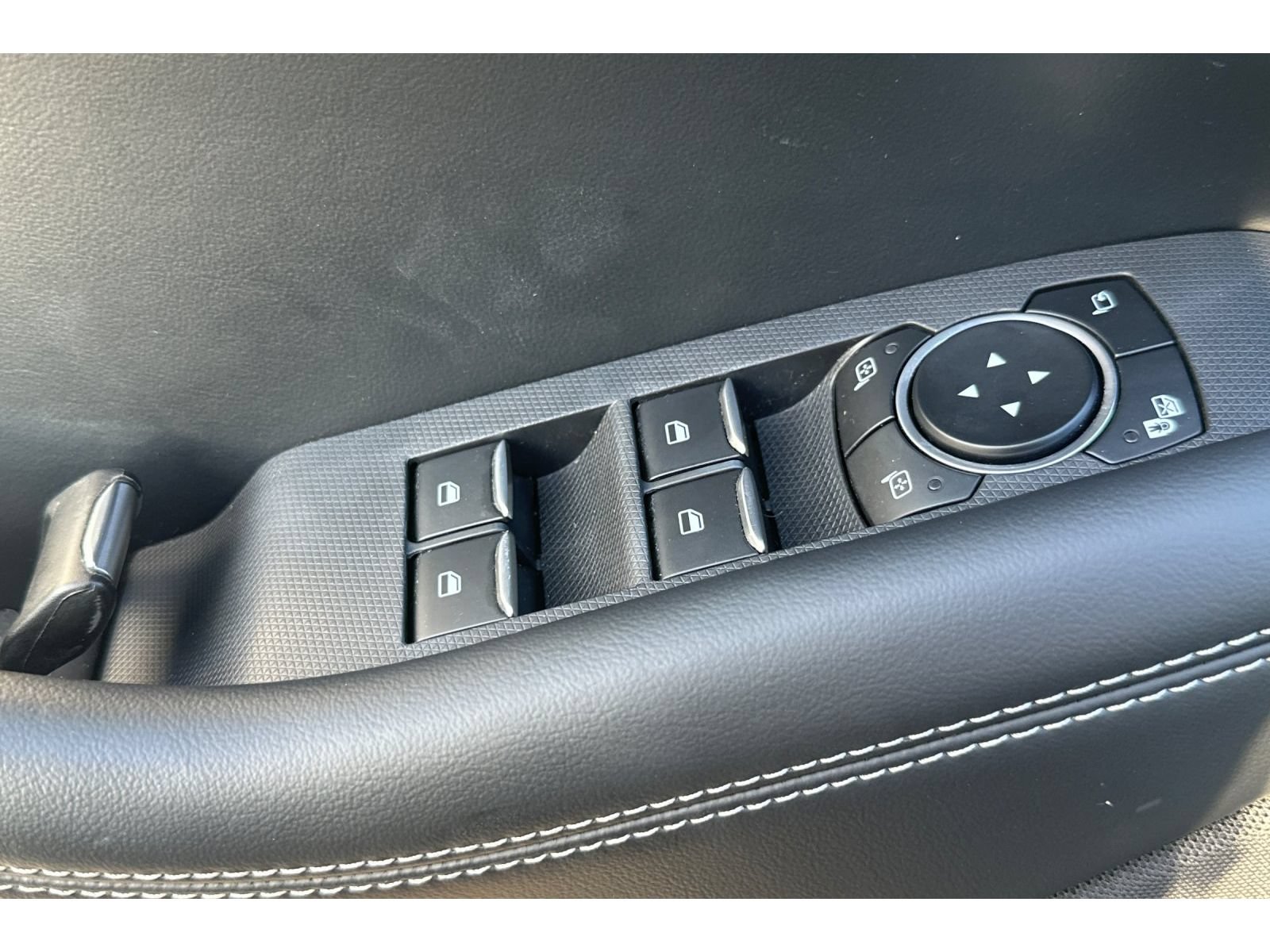 Used 2023 Ford Mustang Mach-E Select w/ Comfort Package Lite RWD image 12