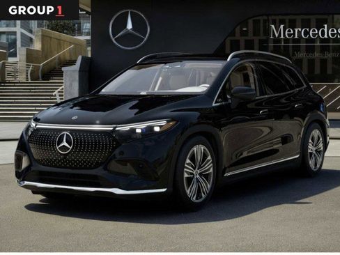 New 2026 Mercedes-Benz EQS 400 4MATIC SUV image 3