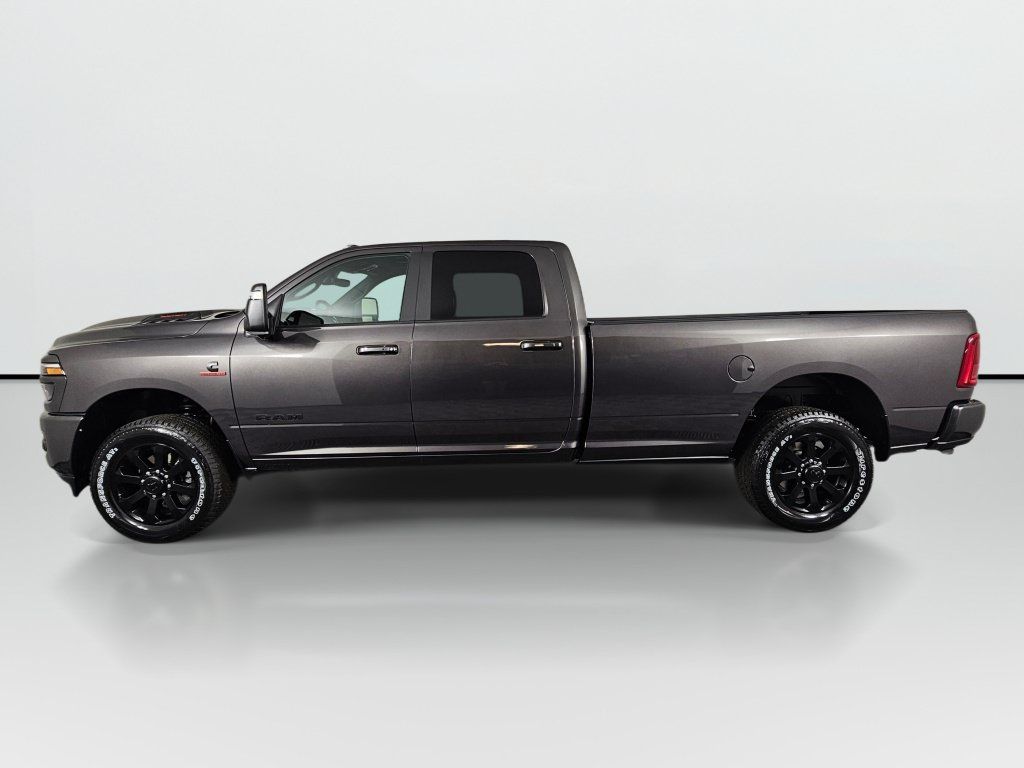 New 2026 RAM 3500 Laramie w/ Night Edition AWD/4WD image 8