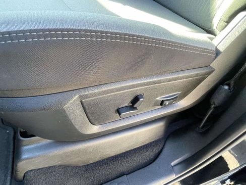 Used 2024 RAM 2500 Big Horn w/ Bed Utility Group image 14