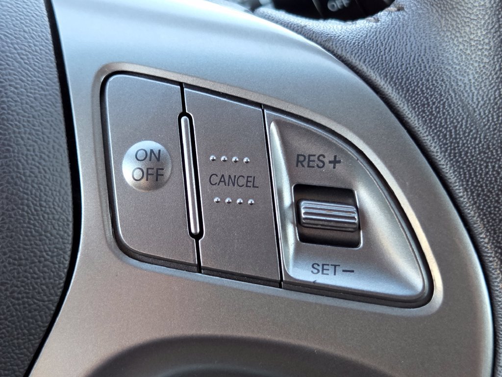 Used 2013 Hyundai Tucson Limited FWD image 11