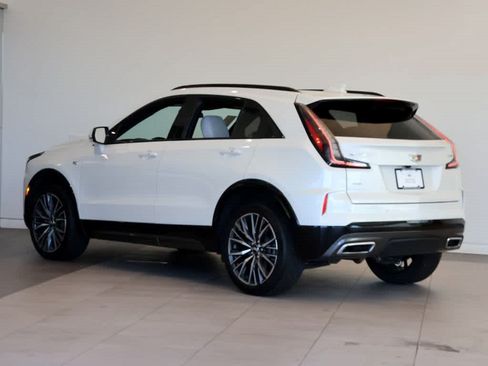Used 2024 Cadillac XT4 Sport AWD/4WD image 3