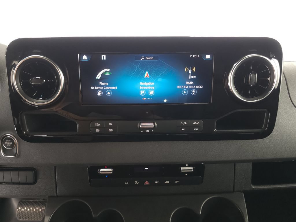 Used 2024 Mercedes-Benz Sprinter 2500 image 14