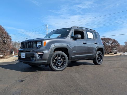 Used 2020 Jeep Renegade Altitude image 2