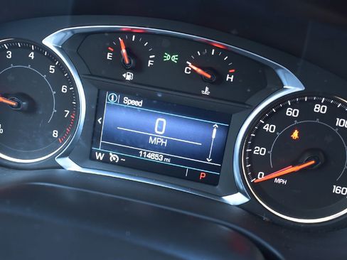 Used 2020 GMC Acadia SLE image 12