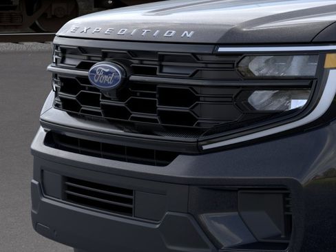 New 2026 Ford Expedition Active RWD image 17
