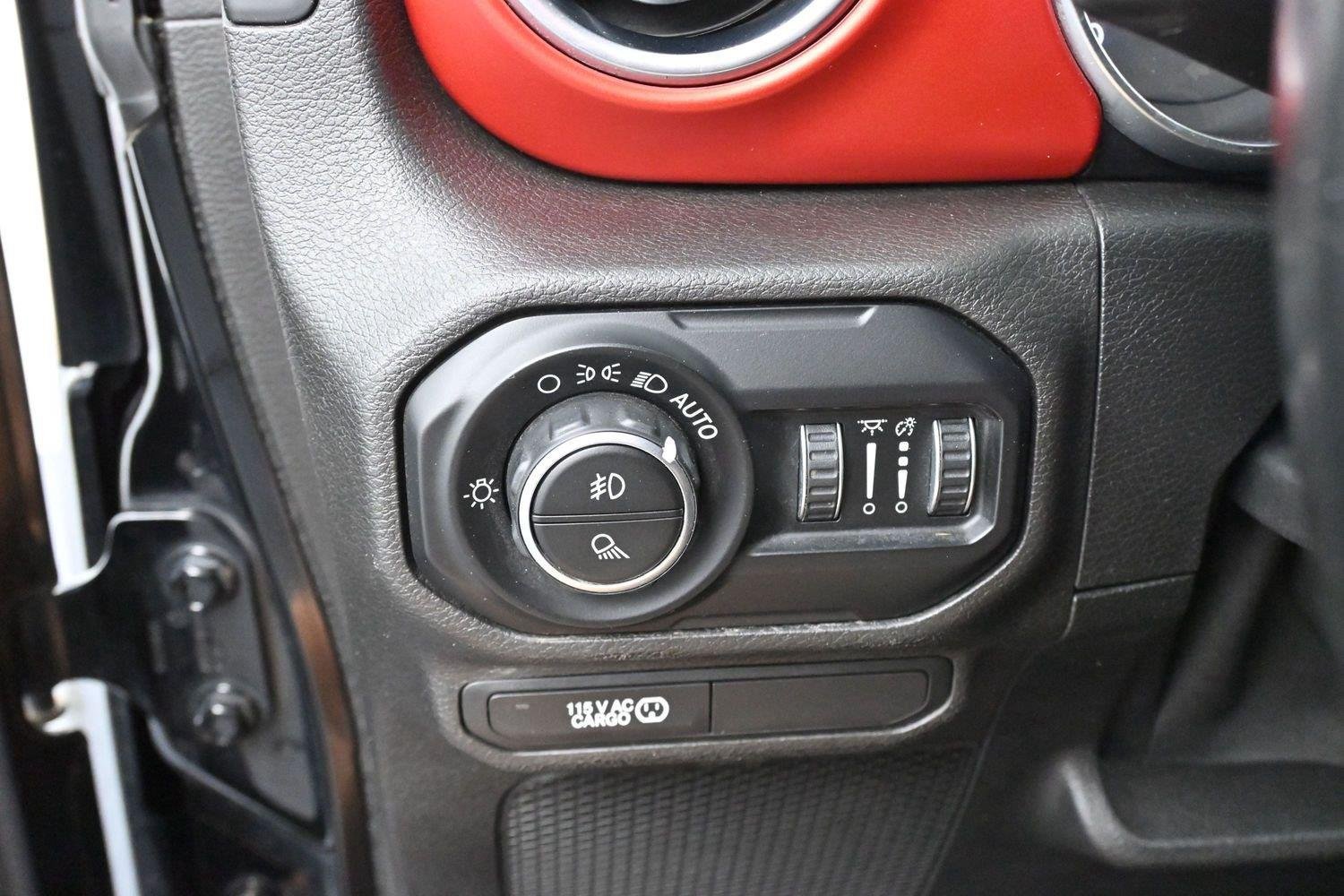 Used 2020 Jeep Gladiator Rubicon AWD/4WD image 30