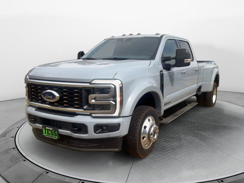 Used 2026 Ford F450 Platinum AWD/4WD image 1