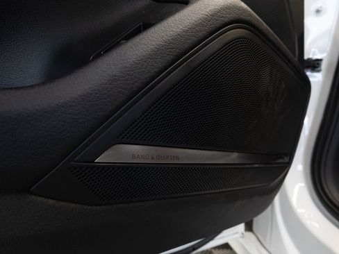 Used 2022 Audi S6 Prestige w/ Prestige Package image 18