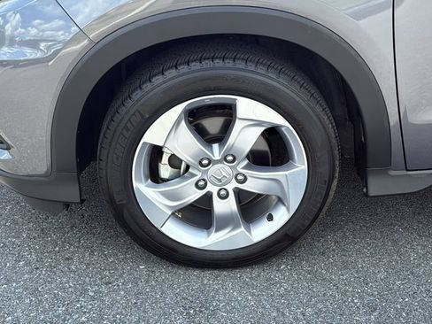 Used 2021 Honda HR-V LX image 8