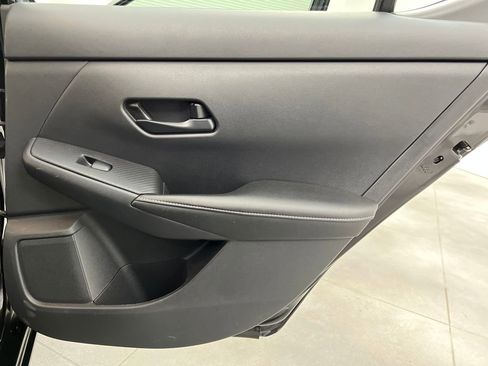 Used 2024 Nissan Sentra SV image 17