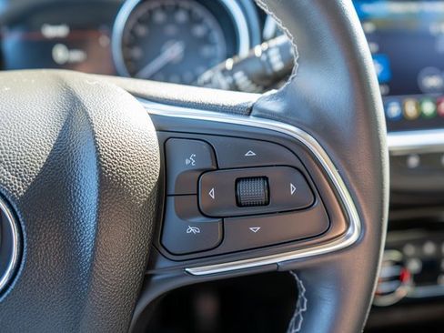 Used 2022 Buick Encore GX Select w/ Sport Touring Package image 26