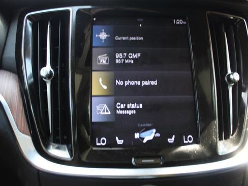 Used 2021 Volvo S60 T5 Momentum image 21