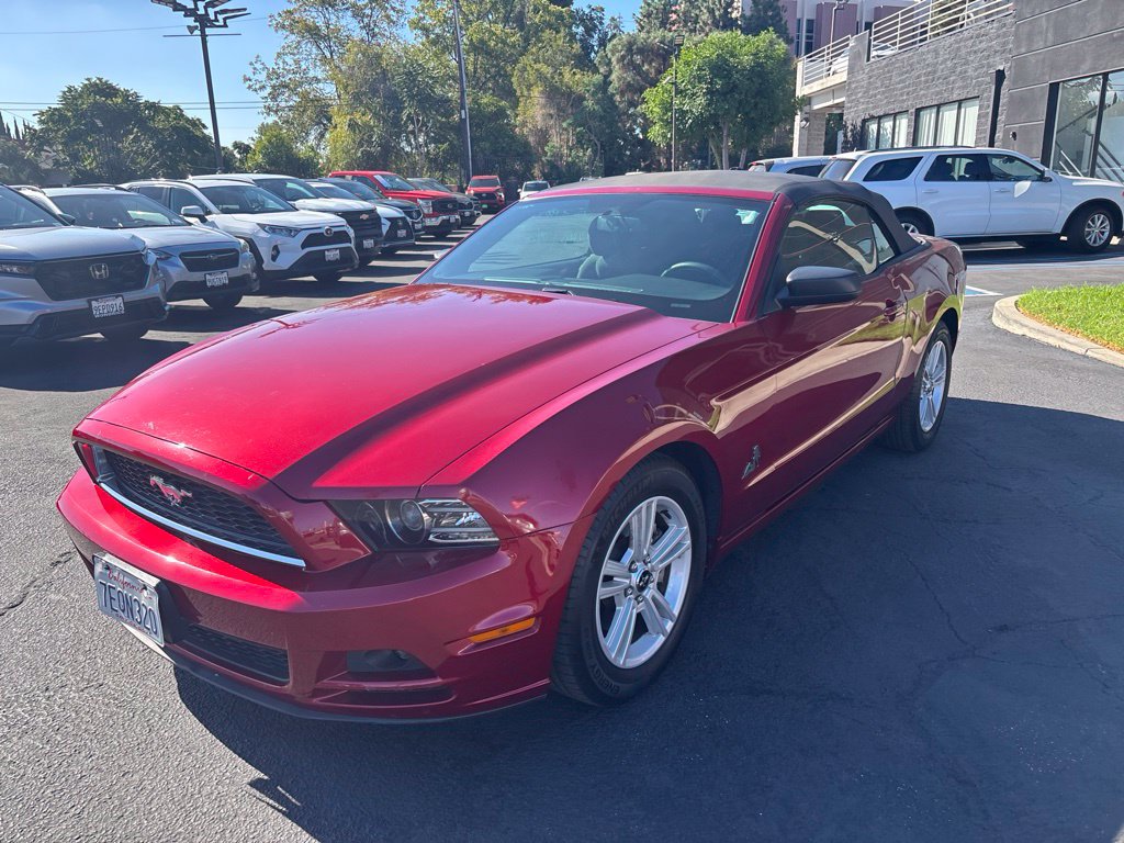 Used 2014 Ford Mustang Convertible w/ Equipment Group 102A RWD image 8