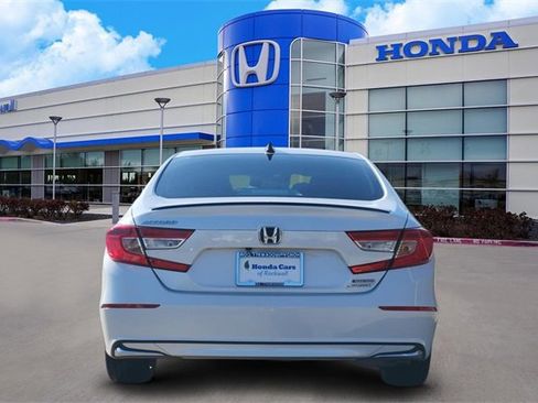 Used 2022 Honda Accord Sport image 5