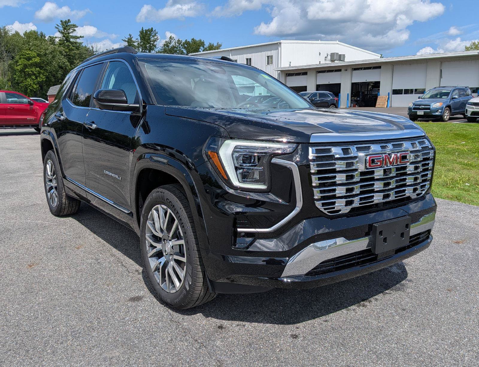 New 2027 GMC Terrain Denali AWD/4WD image 4