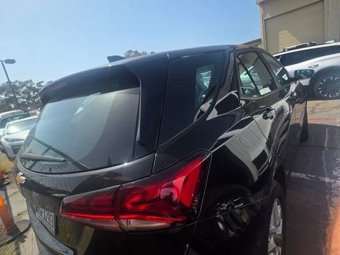 Used 2023 Chevrolet Equinox LS FWD image 4