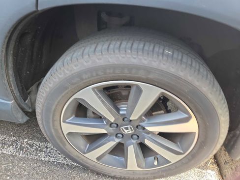 Used 2023 Honda Pilot Elite image 8