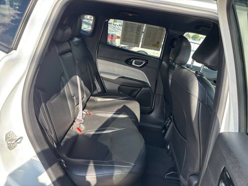 Used 2025 Jeep Compass Limited AWD/4WD image 27